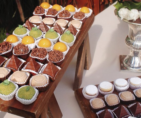 dessert table deci